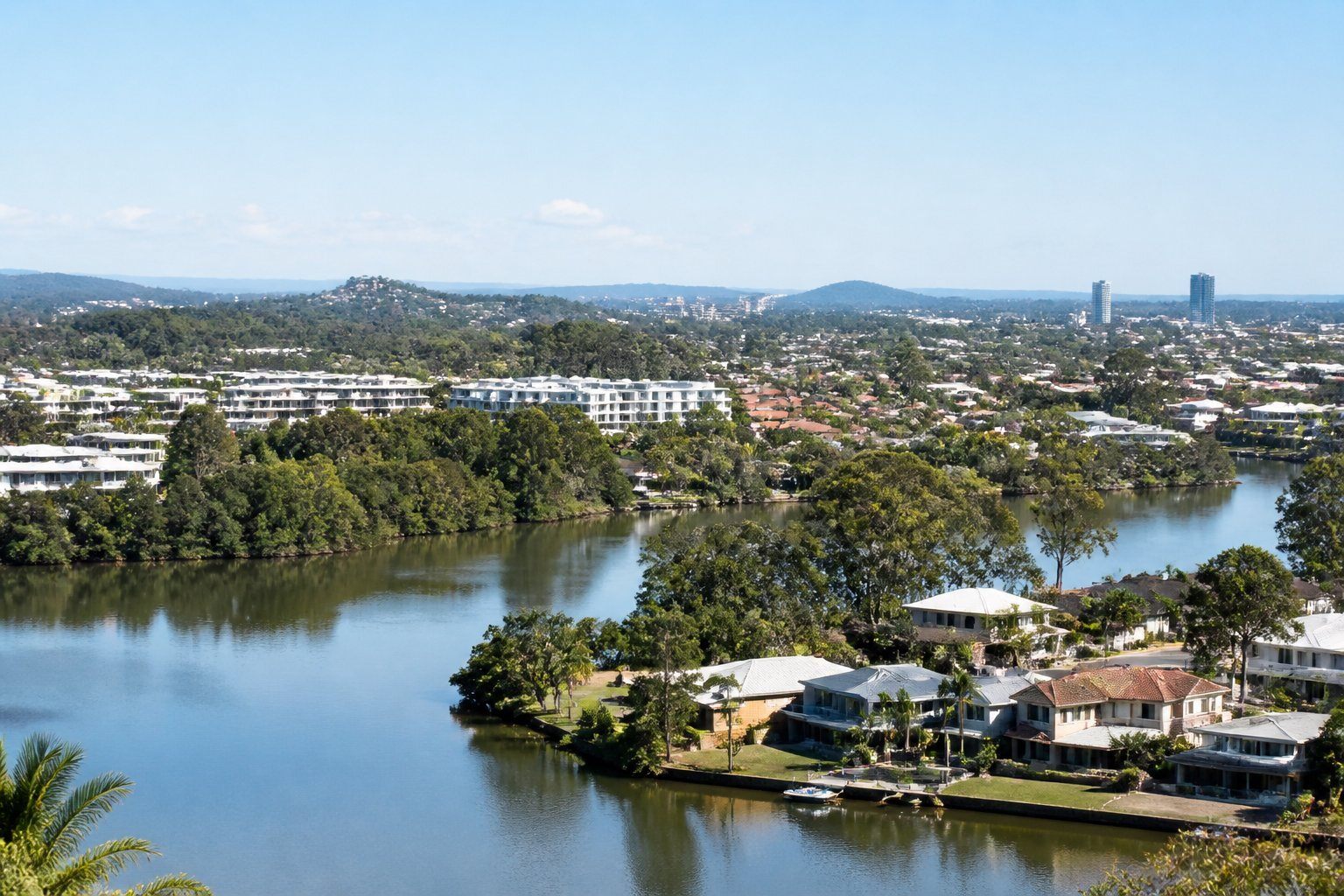 Living in Varsity Lakes, Gold Coast